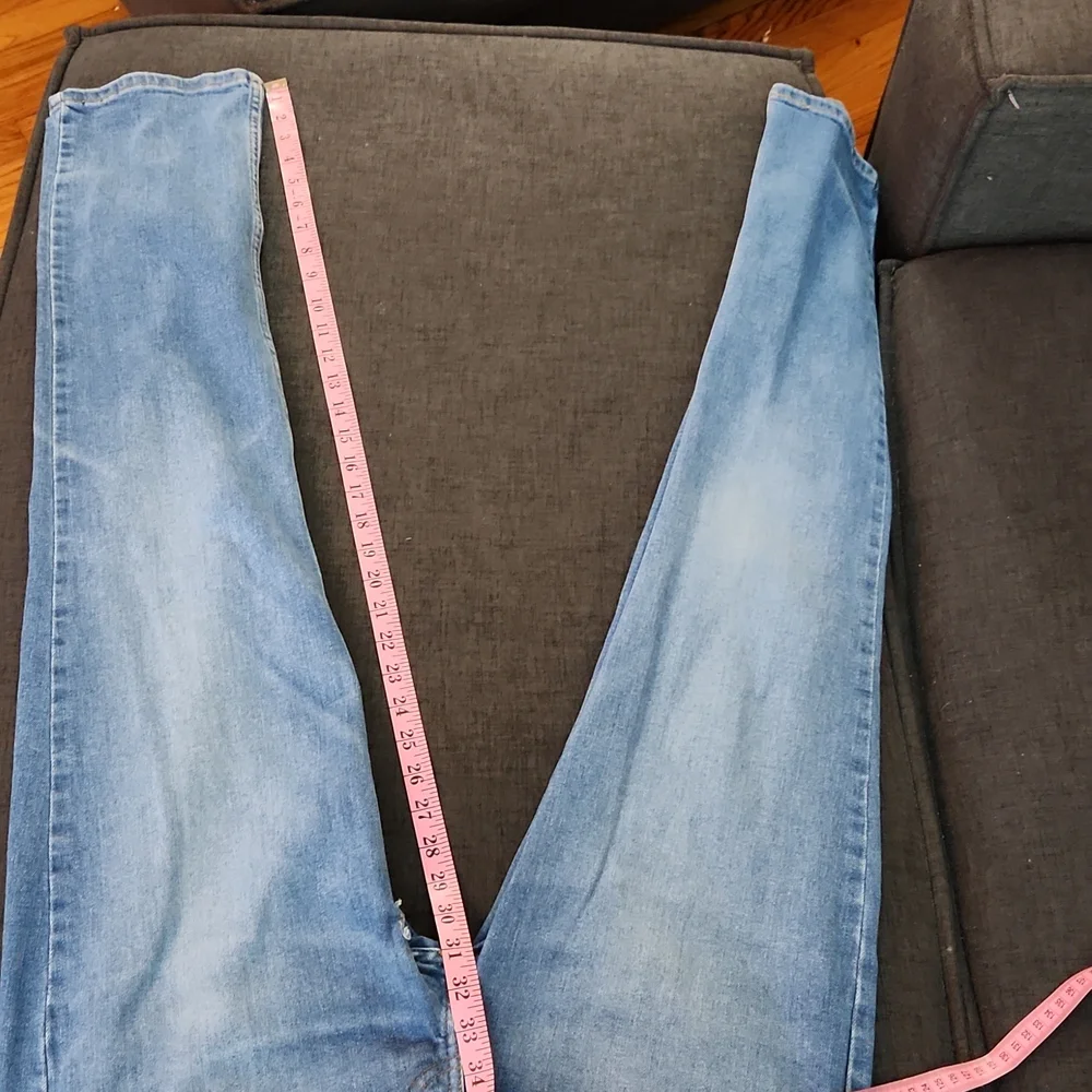 Levi's Distressed Medium Wash Denim Jeans Men's Size W36xL34